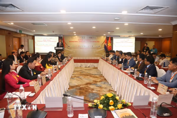Thúc đẩy giao thương qua Diễn đàn Thương mại, Văn hóa Quốc tế Việt Nam-Campuchia