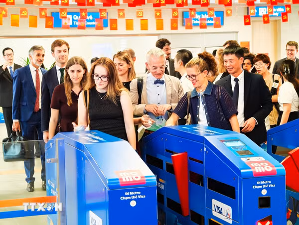 EU hỗ trợ Hà Nội 10 triệu euro chuẩn bị dự án metro số 3 kéo dài đến Hoàng Mai