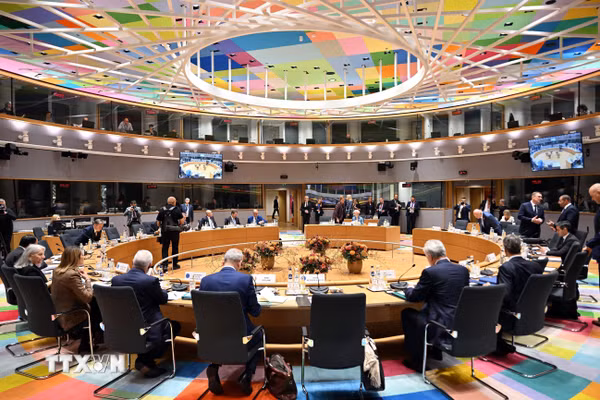 EU cam kết tiếp tục hỗ trợ Ukraine, chuẩn bị gói trừng phạt thứ 22 nhằm vào Nga