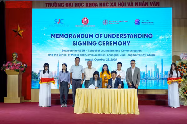 Hội thảo "Khoảng cách số và Năng lực AI": Giải pháp để thu hẹp bất bình đẳng số