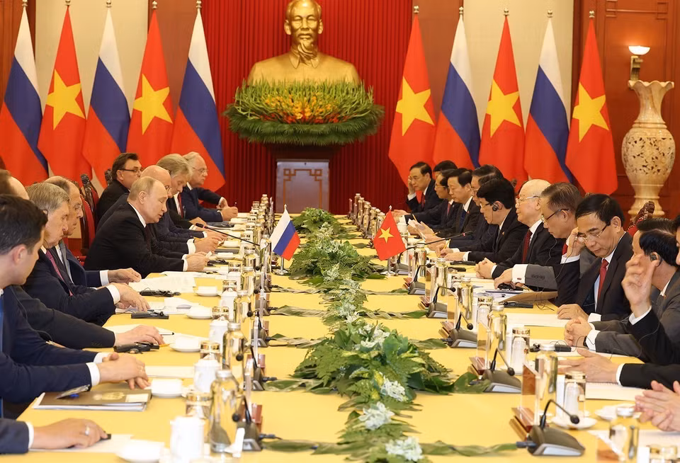 Tổng Bí thư Nguyễn Phú Trọng và Tổng thống Liên bang Nga Vladimir Putin hội đàm. (Ảnh: Trí Dũng/TTXVN)