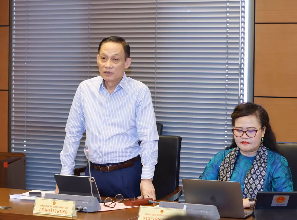 Trưởng Ban Đối ngoại Trung ương Lê Hoài Trung, Đại biểu Quốc hội tỉnh Thừa Thiên-Huế phát biểu. (Ảnh: Phương Hoa/TTXVN)