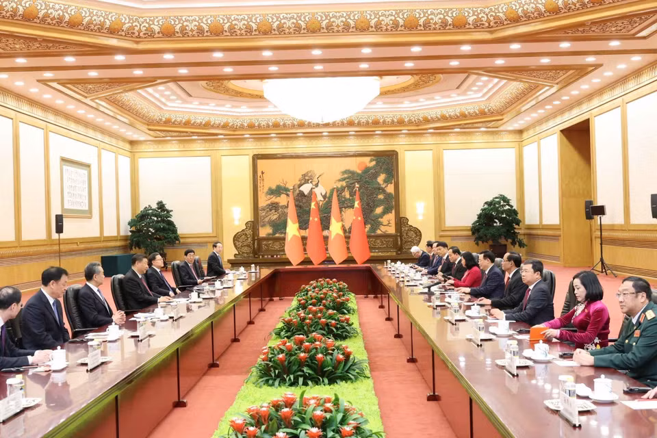Chủ tịch Quốc hội Vương Đình Huệ hội kiến Tổng Bí thư, Chủ tịch nước Trung Quốc Tập Cận Bình. (Ảnh: Nhan Sáng/TTXVN)