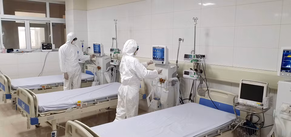 Bệnh viện đã được lắp đặt máy móc, trang thiết bị hiện đại. (Ảnh: Bùi Đức Hiếu/TTXVN)
