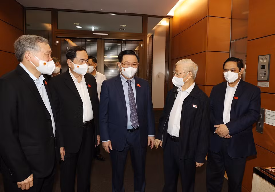 Tổng Bí thư Nguyễn Phú Trọng cùng các đồng chí lãnh đạo Đảng, Nhà nước dự Kỳ họp thứ hai, Quốc hội khóa XV. (Ảnh: Trí Dũng/TTXVN)