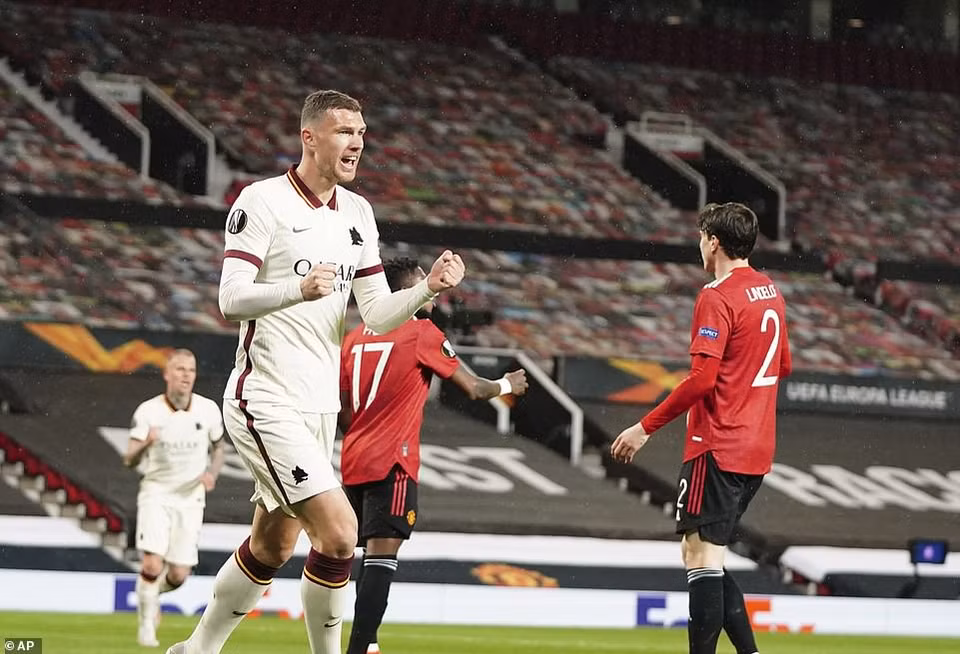 AS Roma dẫn trước ngay trong hiệp 1 là kết quả khá bất ngờ. (Nguồn: AP)