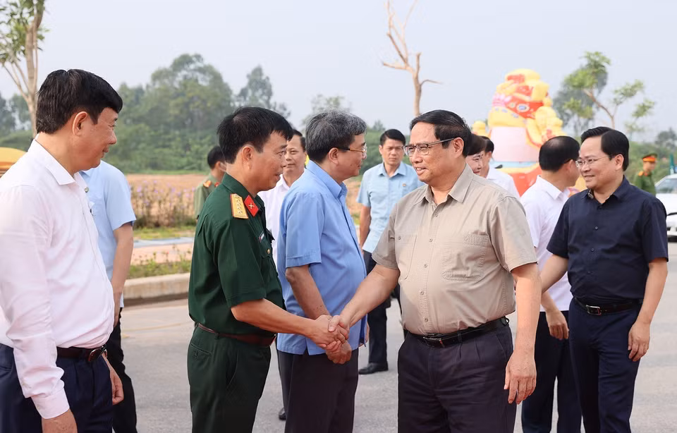 Thủ tướng Phạm Minh Chính dự Lễ Khởi công Dự án Đầu tư các Tuyến đường Trọng điểm tại Bắc Ninh. (Ảnh: Dương Giang/TTXVN)