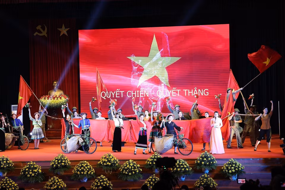 Chương trình nghệ thuật chào mừng. (Ảnh: Dương Giang/TTXVN)