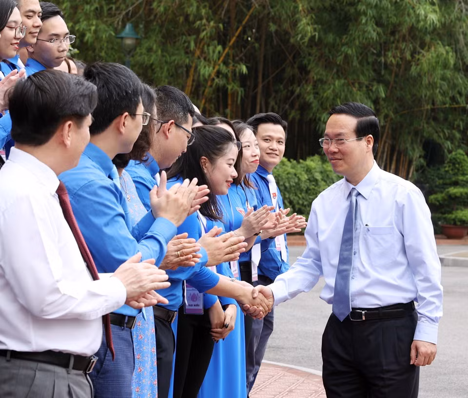 Hình ảnh Chủ tịch nước Võ Văn Thưởng với các đại biểu. (Ảnh: Thống Nhất/TTXVN)