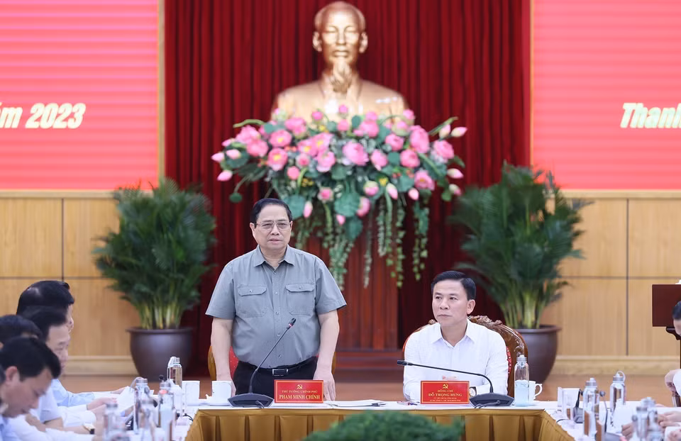 Thủ tướng Phạm Minh Chính nhấn mạnh Thanh Hóa phải xây dựng cơ chế chính sách thông thoáng; hạ tầng thông suốt; quản lý, điều hành thông minh. (Ảnh: Dương Giang/TTXVN)