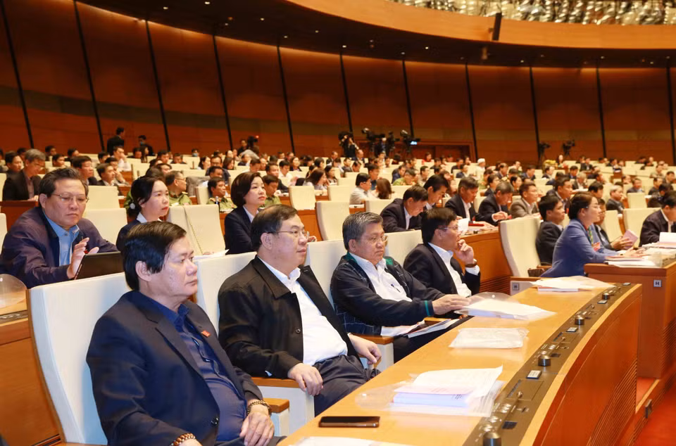 Các đại biểu dự Hội nghị tại điểm cầu chính - Phòng họp Diên Hồng, Nhà Quốc hội (Hà Nội). (Ảnh: Phương Hoa/TTXVN)