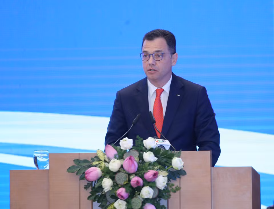 Bộ trưởng Phụ trách kinh doanh, thương mại và doanh nghiệp của Romania Stefan-Radu Oprea phát biểu. (Ảnh: Lâm Khánh/ TTXVN)