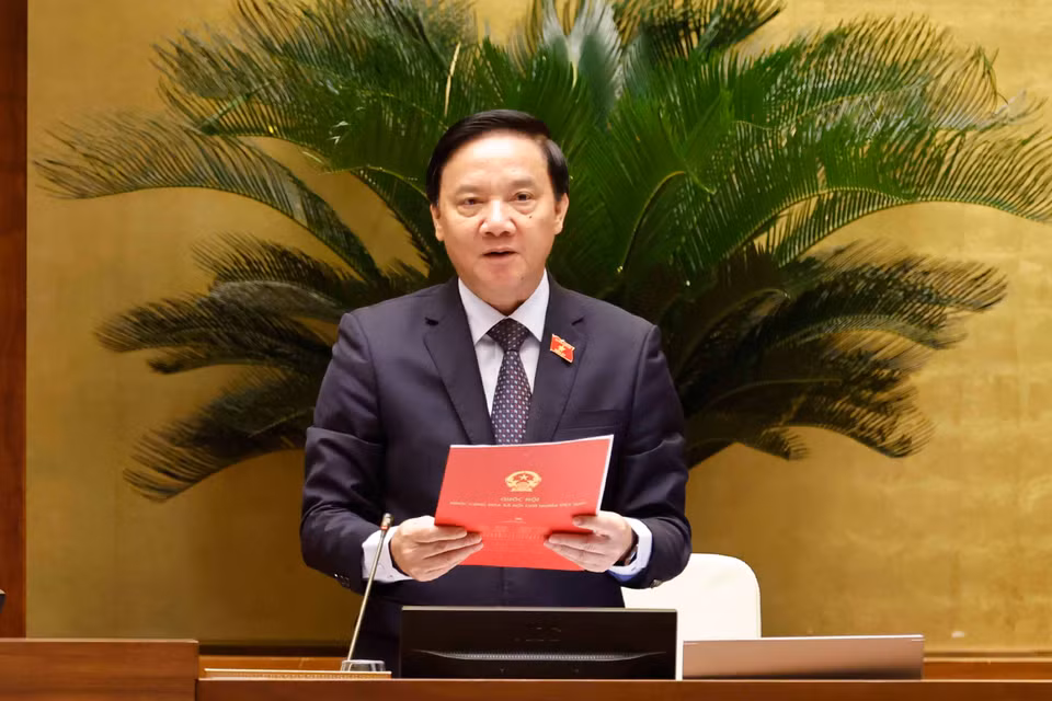 Phó Chủ tịch Quốc hội Nguyễn Khắc Định điều hành phiên bế mạc. (Ảnh: Doãn Tấn/TTXVN)