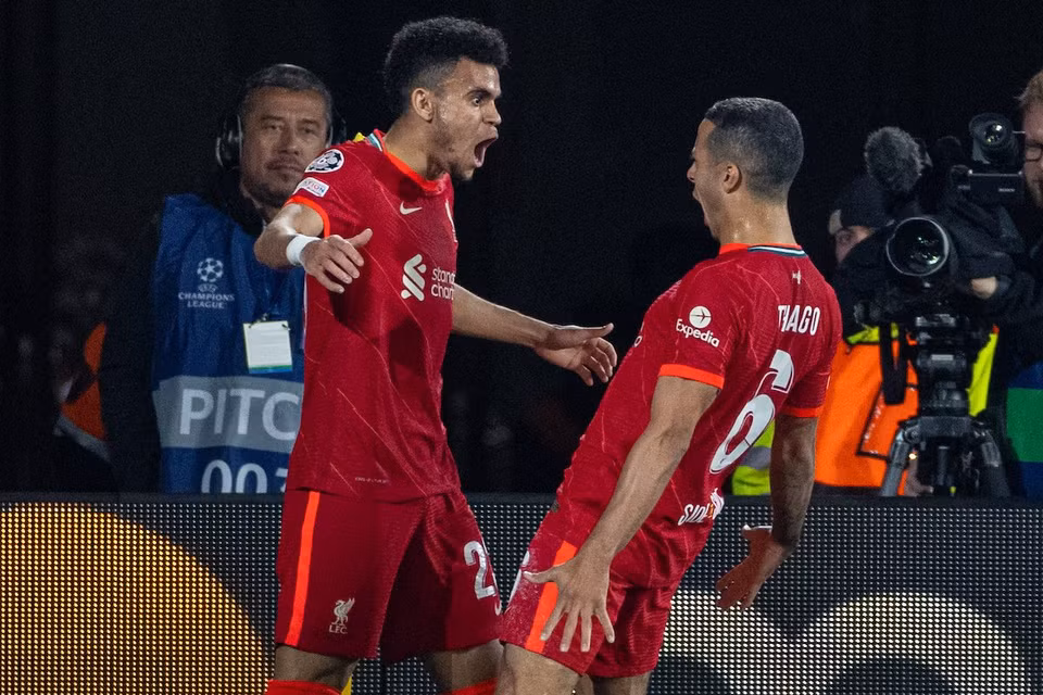 5 phút sau, họ có bàn gỡ hòa 2-2 của Diaz, cầu thủ được tung vào sân đầu hiệp 2 và mang đến thế trận thuận lợi cho The Kop. (Nguồn: Getty Images)