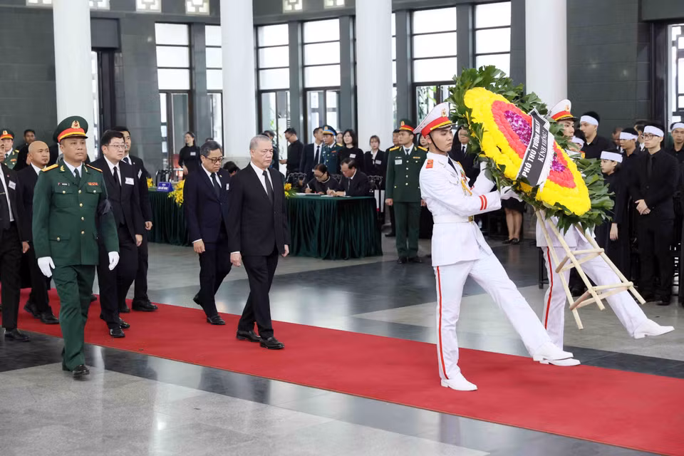Phó Thủ tướng Malaysia Datuk Seri Fadillah Yusof viếng Tổng Bí thư Nguyễn Phú Trọng. (Ảnh: TTXVN)
