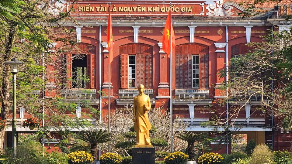 Trường Trung học Phổ thông Chuyên Quốc học Huế là ngôi trường mà Chủ tịch Hồ Chí Minh từng theo học vào những năm đầu thế kỷ 20. (Ảnh: Tường Vi/TTXVN)