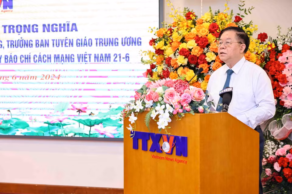 Đồng chí Nguyễn Trọng Nghĩa, Ủy viên Bộ Chính trị, Bí thư Trung Đảng, Trưởng Ban Tuyên giáo Trung ương phát biểu. (Ảnh: Minh Đức/TTXVN)
