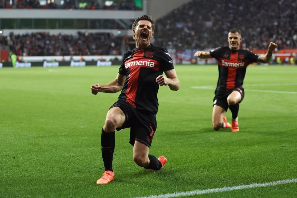 Trái ngược với Liverpool, Bayer Leverkusen tiếp tục thăng hoa với chiến thắng 2-0 trước West Ham United. (Nguồn: UEFA)