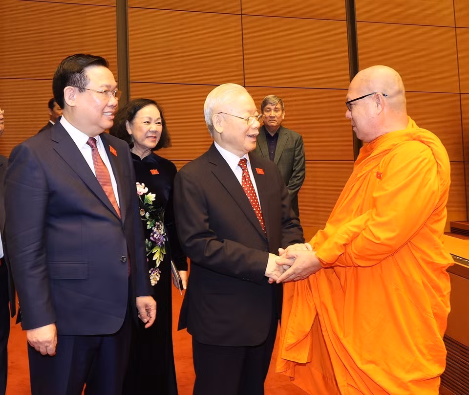 Tổng Bí thư Nguyễn Phú Trọng với lãnh đạo Đảng, Nhà nước và đại biểu. (Ảnh: Trí Dũng/TTXVN)