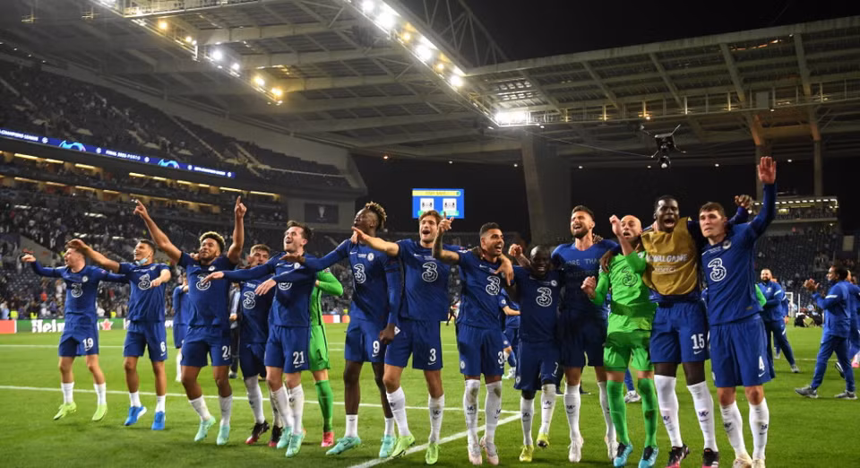 ...sau khi có chiến thắng thứ 3 liên tiếp trước Man City ở mùa này. 
