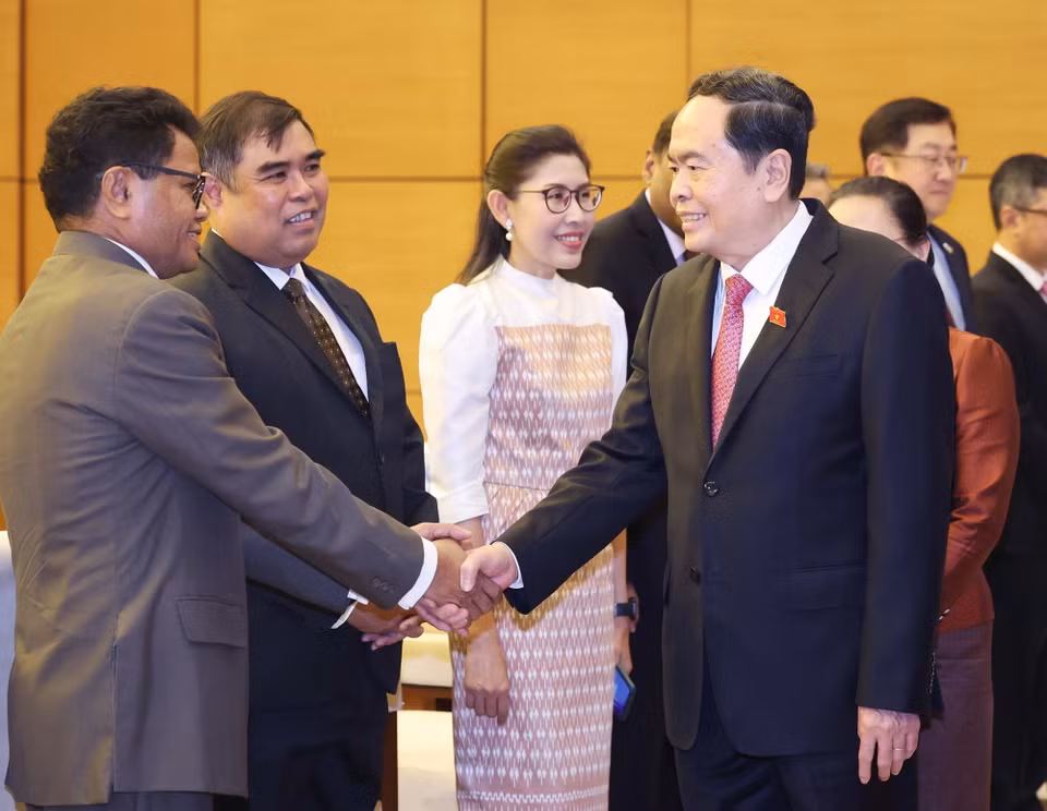 Chủ tịch Quốc hội Trần Thanh Mẫn với Đại sứ, Đại biện các nước ASEAN và Timor-Leste. (Ảnh: Thống Nhất/TTXVN)