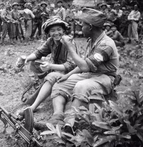 Chiến sỹ liên quân Lào-Việt trong kháng chiến chống Pháp, năm 1950. (Ảnh: Tư liệu TTXVN)