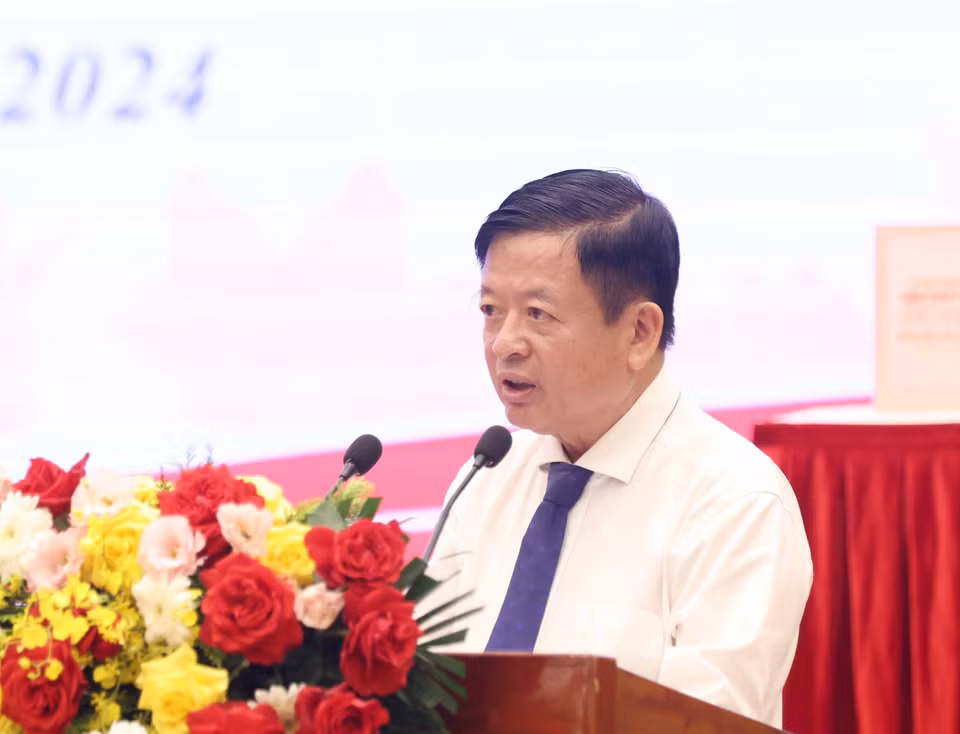 Nhạc sỹ Đỗ Hồng Quân, Chủ tịch Liên hiệp các hội văn học nghệ thuật Việt Nam phát biểu tại buổi lễ. (Ảnh: Phương Hoa/TTXVN)