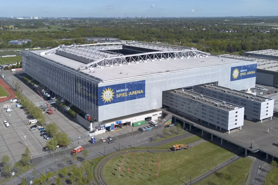 Dusseldorf Arena là sân nhà của CLB Fortuna Dusseldorf có sức chứa 47.000 người. (Nguồn: AP)
