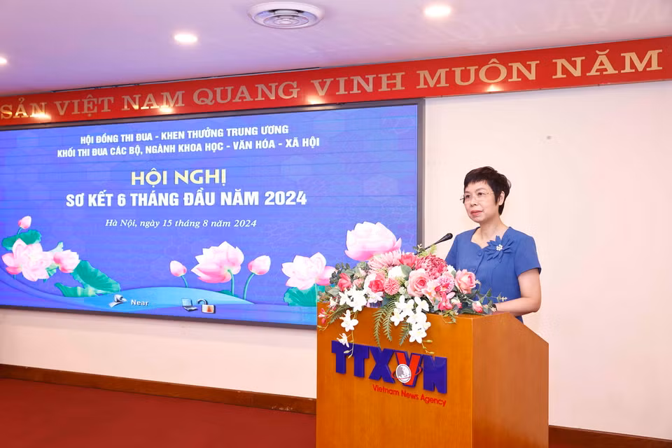 Bí thư Đảng ủy, Tổng Giám đốc, Chủ tịch Hội đồng Thi đua - Khen thưởng Thông tấn xã Việt Nam Vũ Việt Trang phát biểu. (Ảnh: Doãn Tấn/TTXVN)