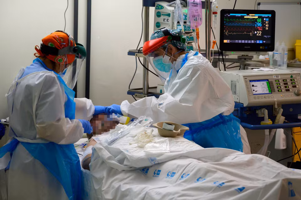 Dịch bệnh COVID-19 đã lan ra 210 quốc gia và vùng lãnh thổ trên toàn thế giới. (Nguồn: AFP/TTXVN)