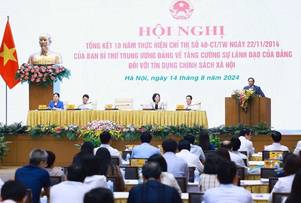 Thủ tướng Phạm Minh Chính chủ trì Hội nghị Tổng kết 10 năm thực hiện Chỉ thị số 40-CT/TW về tín dụng chính sách xã hội. (Ảnh: Dương Giang/TTXVN)