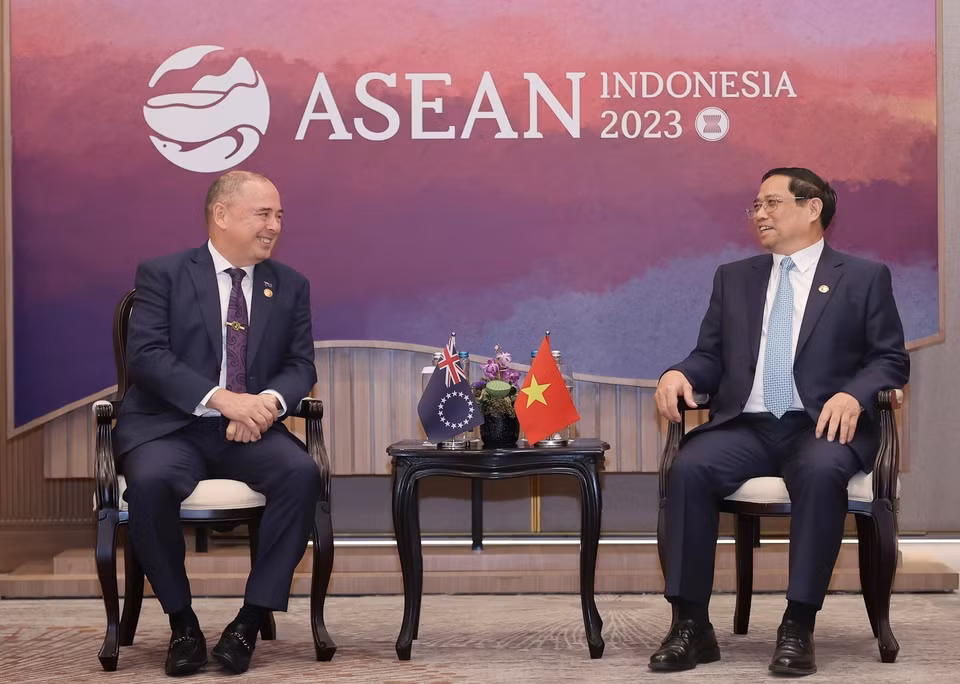 Chiều 7/9/2023, tại Jakarta, Indonesia, Thủ tướng Phạm Minh Chính gặp Ngài Mark Brown, Thủ tướng quần đảo Cook. (Ảnh: Dương Giang/TTXVN)