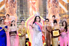 Người đẹp Đinh Thị Thường đăng quang Hoa hậu Doanh nhân Hương sắc Việt Nam 2026. (Ảnh: BTC)