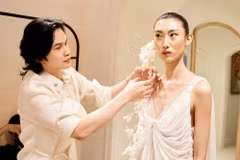 NTK Nguyễn Phúc Tuấn dành nhiều tâm sức chuẩn bị cho show diễn ở Paris. (Ảnh: NVCC)