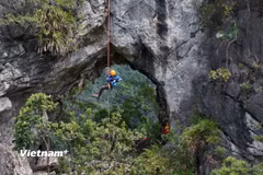 Việt Nam có những vùng địa chất đặc biệt phù hợp để phát triển loại hình du lịch mạo hiểm. (Ảnh: CTV/Vietnam+)