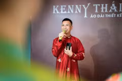 Với nhà thiết kế Kenny Thái, áo dài chính là văn hóa, khí chất của người Việt. (Ảnh: CTV/Vietnam+)