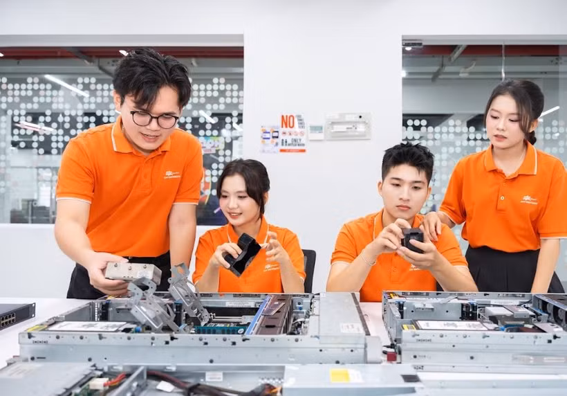Giờ học của sinh viên Trường Đại học FPT. (Ảnh: Vietnam+)
