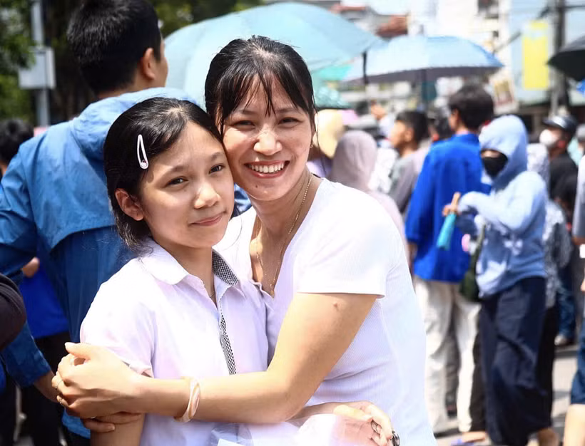 Học sinh Hà Nội dự thi lớp 10. (Ảnh: Vietnam+)g