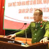 Thiếu tướng Nguyễn Thanh Tùng, Phó Giám đốc phụ trách điều hành Công an thành phố Hà Nội phát biểu tại hội nghị. (Ảnh: TTXVN phát)