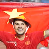 Hoàng Hên đội nón lá, Đình Bắc tươi rói khi nâng cúp vô địch ASEAN Cup 