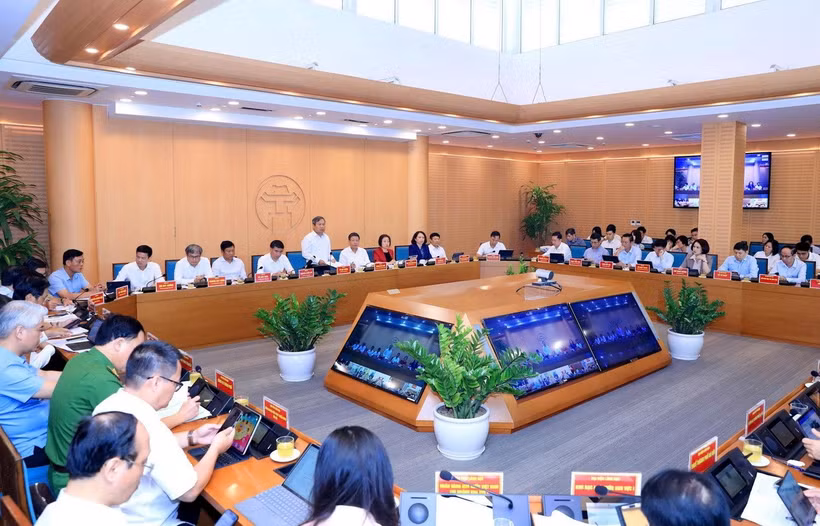 Chủ tịch UBND thành phố Hà Nội Vũ Đại Thắng chủ trì phiên họp. (Nguồn: Cổng Thông tin điện tử thành phố Hà Nội)