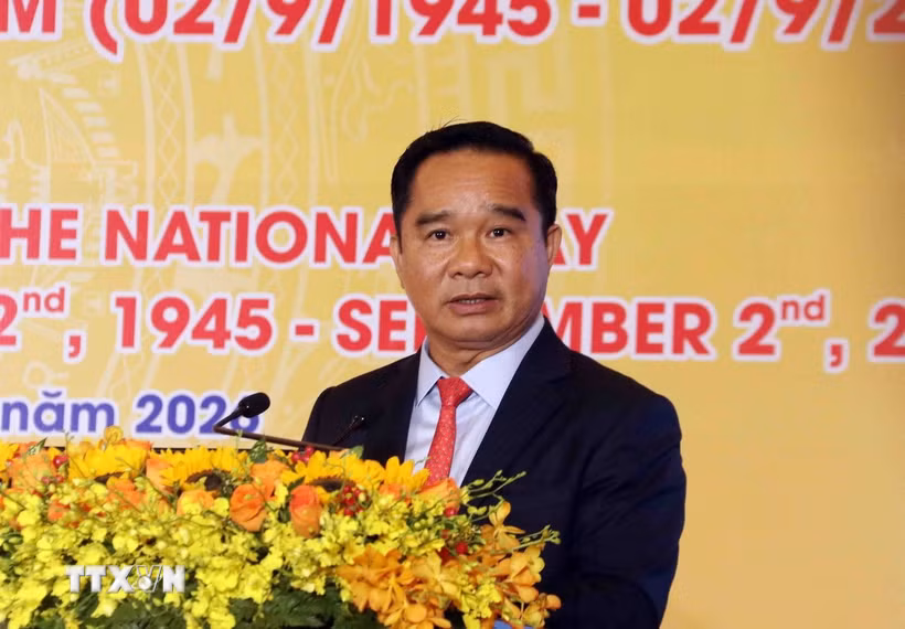 Ông Nguyễn Văn Được, Chủ tịch UBND Thành phố Hồ Chí Minh phát biểu khai mạc chương trình. (Ảnh: Xuân Khu/TTXVN)