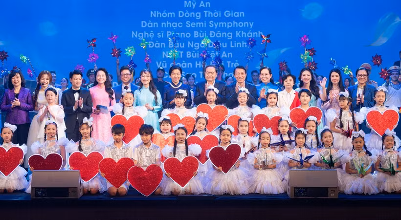 Chương trình Kết nối yêu thương là hoạt động được lãnh đạo Đảng, Nhà nước, Bộ Công an, Hội Liên hiệp Phụ nữ Việt Nam cùng các cơ quan, doanh nghiệp đặc biệt quan tâm.