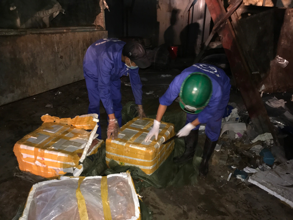 Tất cả đều được bọc và ngụy trang rất kỹ lưỡng. (Ảnh: Đức Duy/Vietnam+)