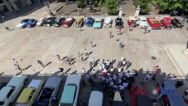 Độc đáo cuộc thi xe cổ đầu tiên tại Cuba