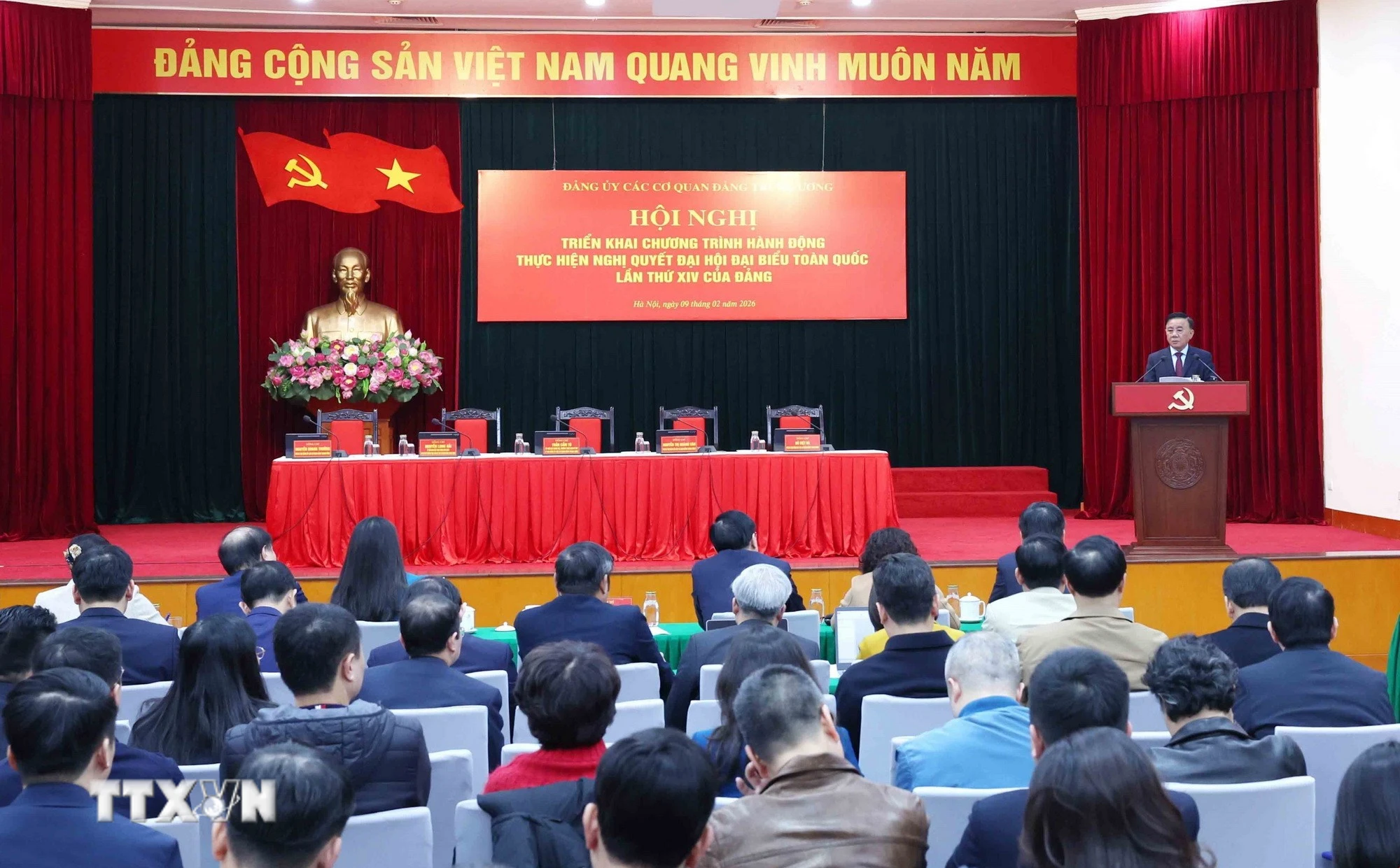 Tiếp tục hoàn thiện tổ chức bộ máy của hệ thống chính trị Việt Nam