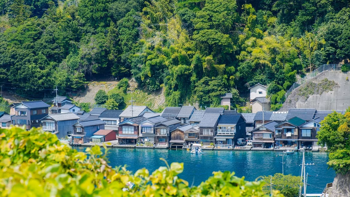 Nằm ở phía Bắc tỉnh Kyoto, bờ biển phía Tây Nhật Bản, làng chài Ine và Amanohashidate là nơi du khách có thể cảm nhận một Kyoto mộc mạc, yên bình và đậm chất truyền thống. Ảnh: Xuân Giao – PV TTXVN tại Nhật Bản