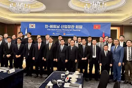 Hai Bộ trưởng đã ký kết Bản ghi nhớ hợp tác trong lĩnh vực năng lượng, công nghiệp và thương mại. (Nguồn: Bộ Công thương)