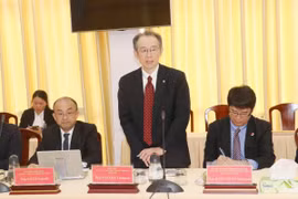 Ông Tanaka Toshinao, Chủ tịch Công ty trách nhiệm hữu hạn thực phẩm Takesho Việt Nam phát biểu tại buổi làm việc. (Ảnh: Ngọc Thiện/TTXVN) 