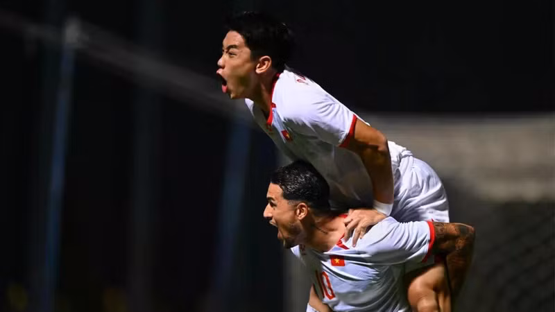 Đình Bắc lập hattrick, tuyển Việt Nam 'khởi động' ASEAN Cup với chiến thắng 7-0